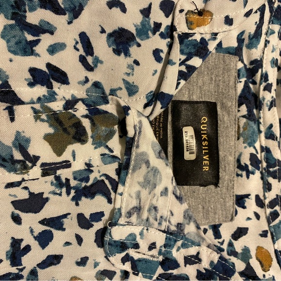 Quicksilver button up. - Picture 2 of 2